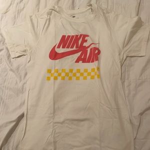 Nike T-shirt